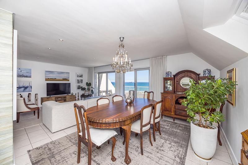 2 Bedroom Property for Sale in Blouberg Beachfront Western Cape